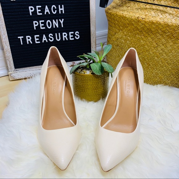 NEW Halston Heritage - Claudia Leather Pumps 7 - Picture 5 of 16